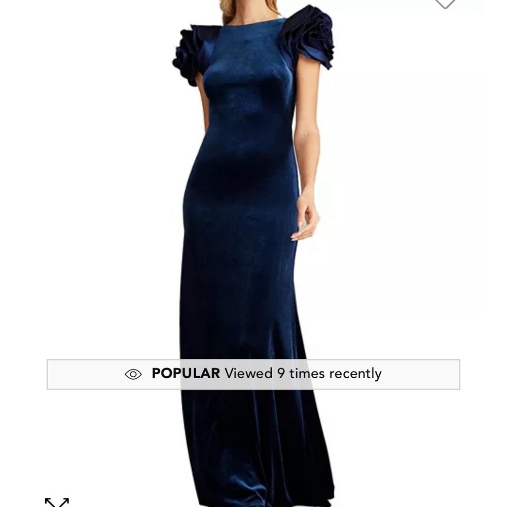 Tadashi Shoji Maylee Rosette Shoulder Velvet Gown Elegant Navy Blue Evening Gown
